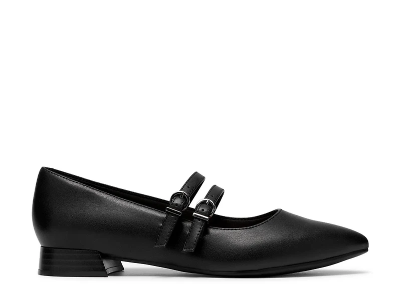 Natalyn Jane Mary Flat