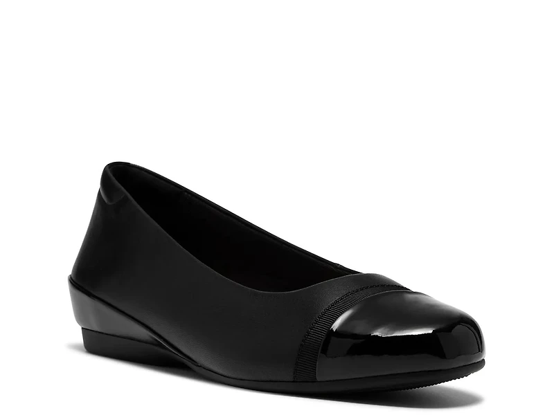 Cathrynn Dusk Flat