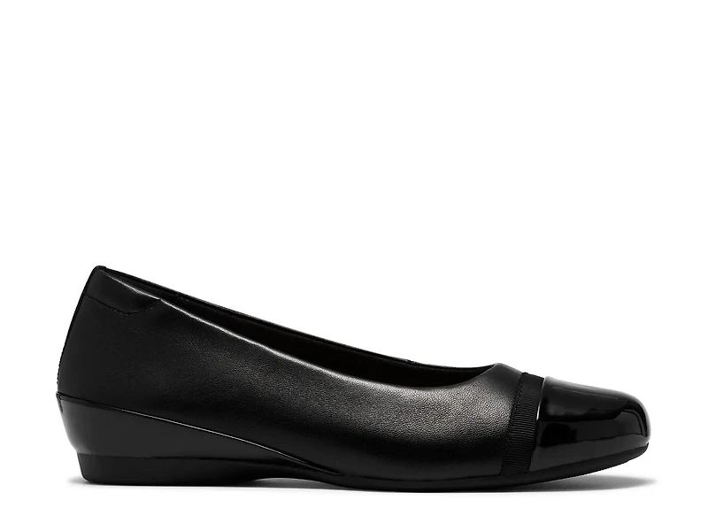 Cathrynn Dusk Flat