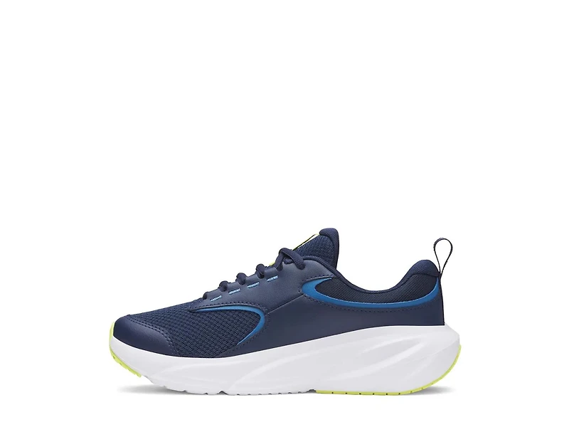 Surge 5 Sneaker