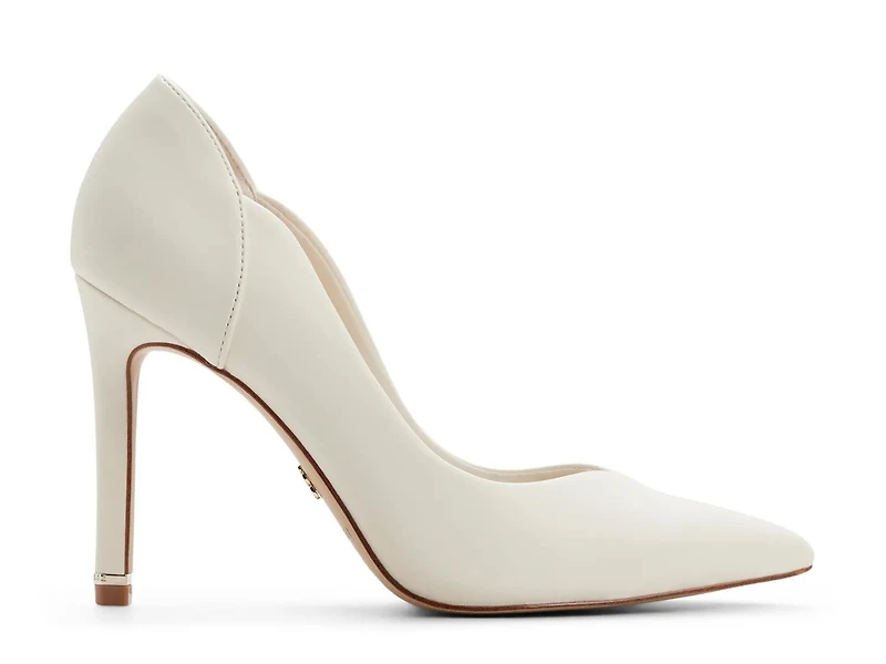 Camille Pump