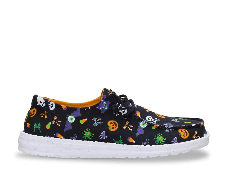 Wendy Boo Crew Sneaker - Women's