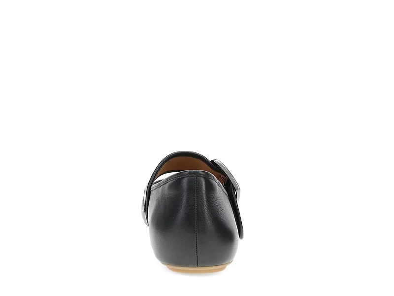 Matilda Mary Jane Flat