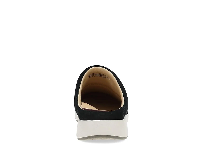Claudia Mule