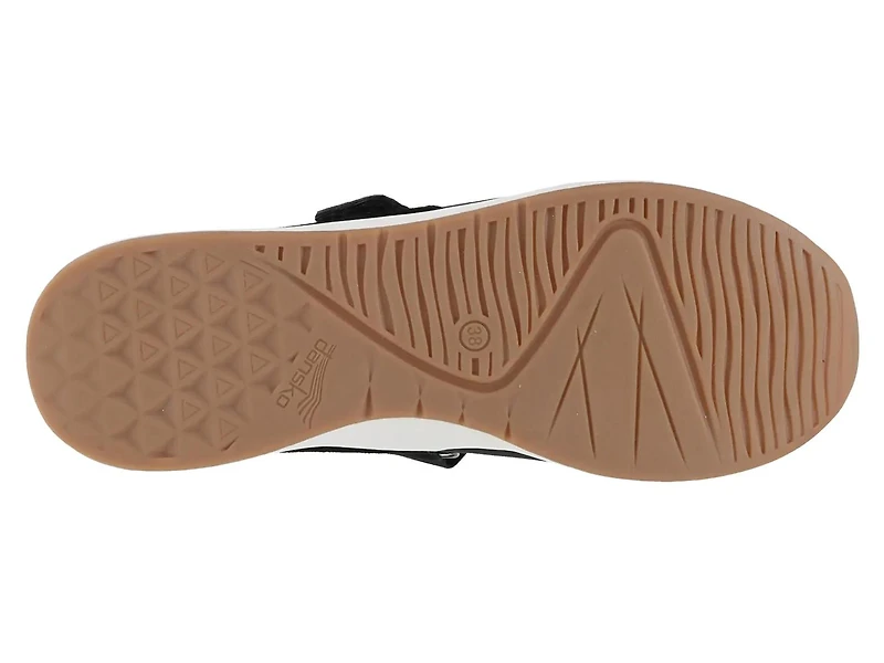 Carolina Mary Jane Sneaker