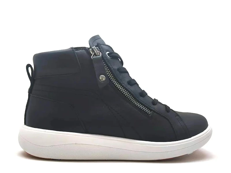 Kensington High-Top Sneaker