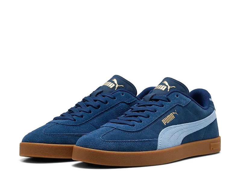 Club II Era Sneaker