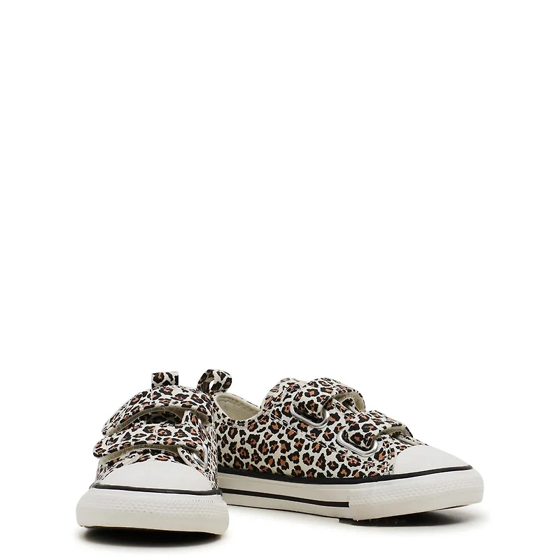 Toddler Girls' Chuck Taylor All Star 2V Sneaker