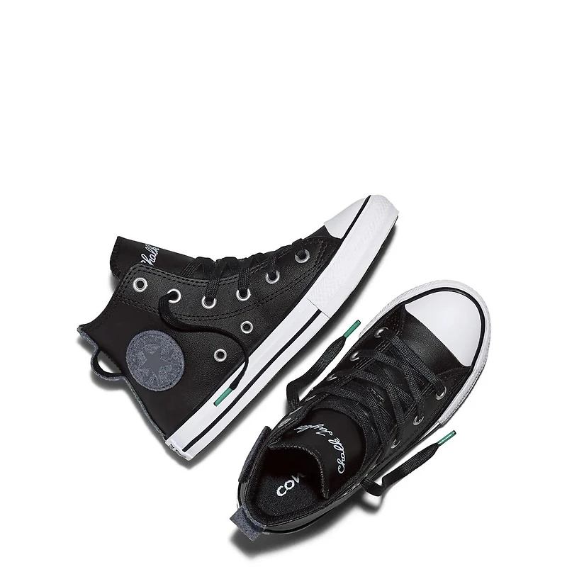 Youth Boys' Chuck Taylor: Chalk Taylor Sneaker