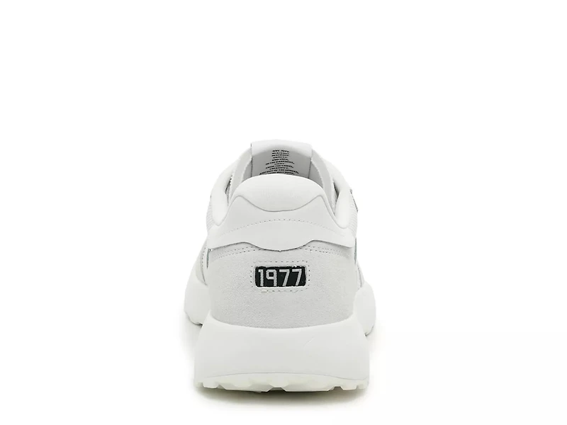 Baxter Sneaker - Men's