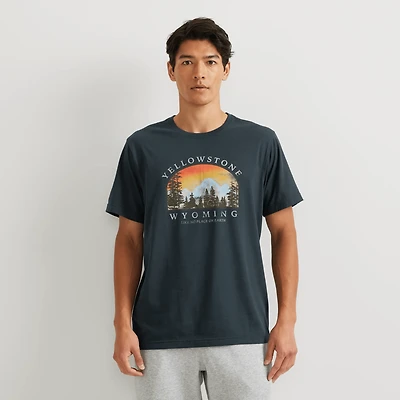Graphic T-Shirt - Yellowstone