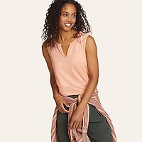 Women's Gate Check Sleeveless Split-Neck Tunic