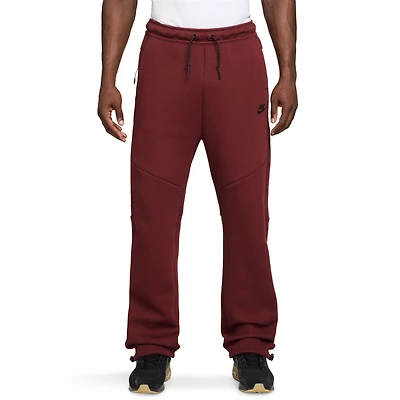Nike Pantalon à ourlet ouvert en molleton Tech - Pour hommes