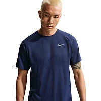 Nike Dri-FIT ADV STRIDE SS TOP - Men's