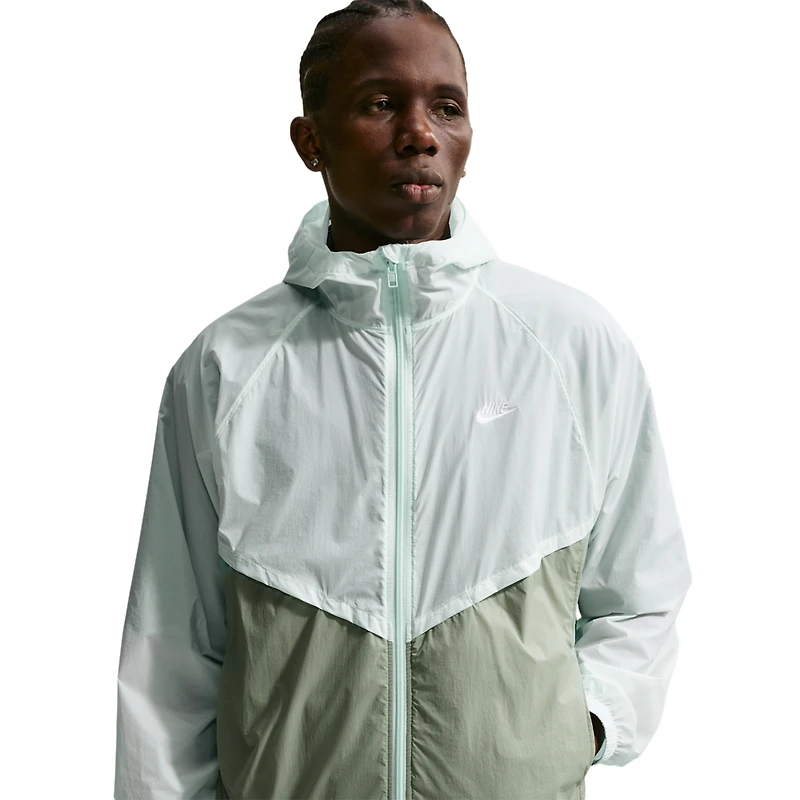 Nike Windrunner Lightweight Unlined FZ UV Jacket - Men's