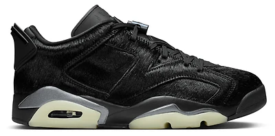 Jordan Retro 6 Low - Women's