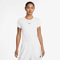 Nike Chill Knit Crop T-Shirt - Women's