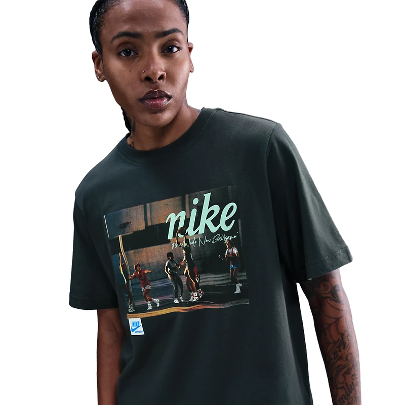 Nike BB Photo T-Shirt - Women's