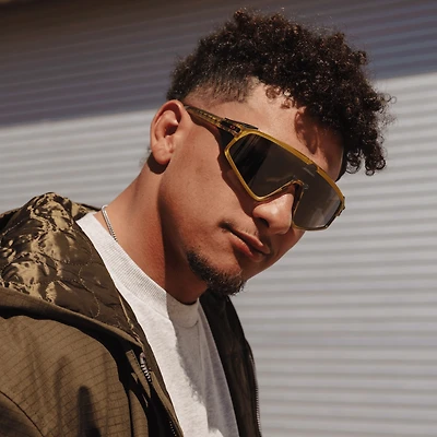 OO9404 Latch™ Panel Patrick Mahomes II Collection