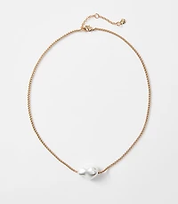 Pearlized Pendant Necklace