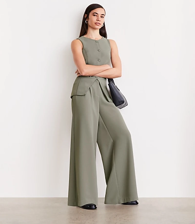 LOFT Versa Crepe Drape High Neck Vest