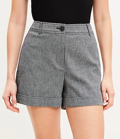 Petite Curvy Cuffed Shorts in Cotton Linen