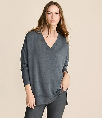 Lou & Grey Petite Ribtrim Signaturesoft V-Neck Tunic Top
