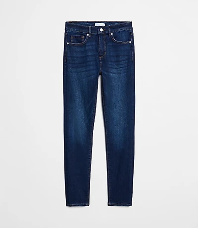 Petite Mid Rise Skinny Jeans in Vintage Dark Wash