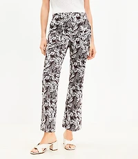 Kick Crop Pants in Coral Reef Pique