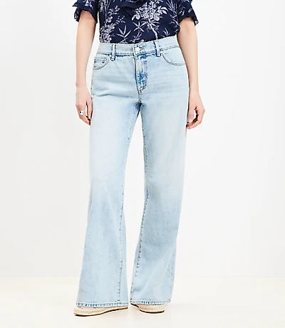 Curvy Mid Rise Wide Leg Jeans in Light Wash