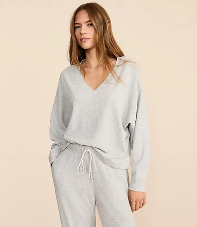 Lou & Grey Heathered Upstate Waffle V-Neck Top