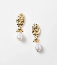 Pearlized Fish Stud Earrings