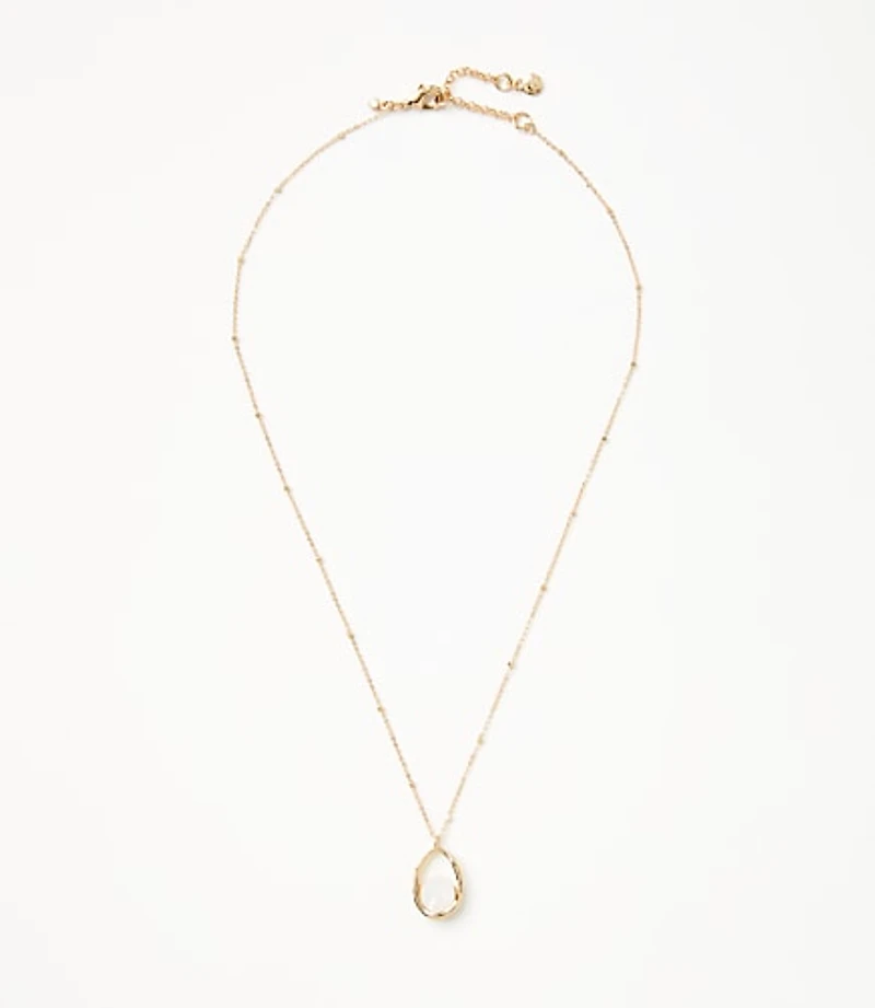 Mother Of Pearl Center Necklace