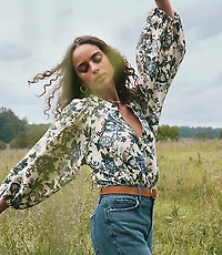 Petite Floral Blouson Sleeve Split Neck Blouse