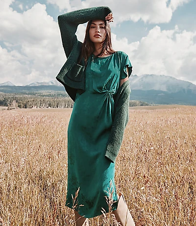 Petite Floral Twist Flutter Sleeve Flare Dress