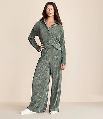 Lou & Grey Pleated Wide Leg Pants
