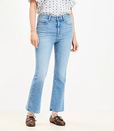 Petite Curvy Fresh Cut High Rise Kick Crop Jeans in Authentic Light Indigo Wash
