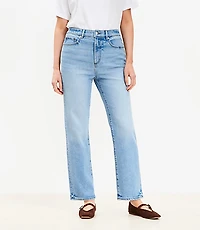 Curvy High Rise Straight Jeans Light Vintage Wash