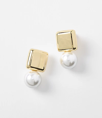 Pearlized Square Stud Earrings