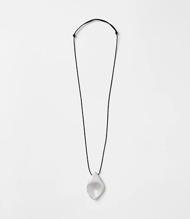 Molded Pendant Cord Statement Necklace