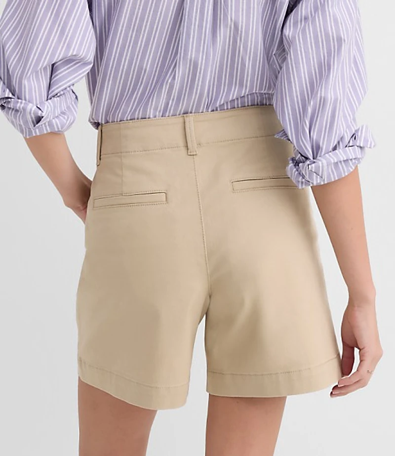 Curvy Monroe Chino Shorts