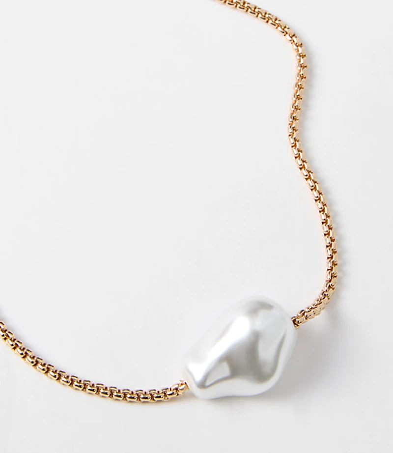 Pearlized Pendant Necklace