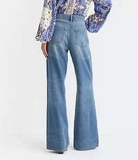 Mid Rise Wide Leg Jeans in Classic Mid Wash