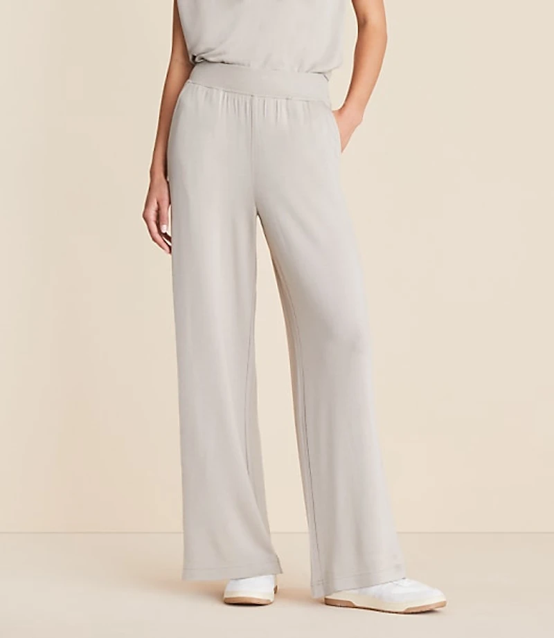 Lou & Grey Signaturesoft Wide Leg Pants