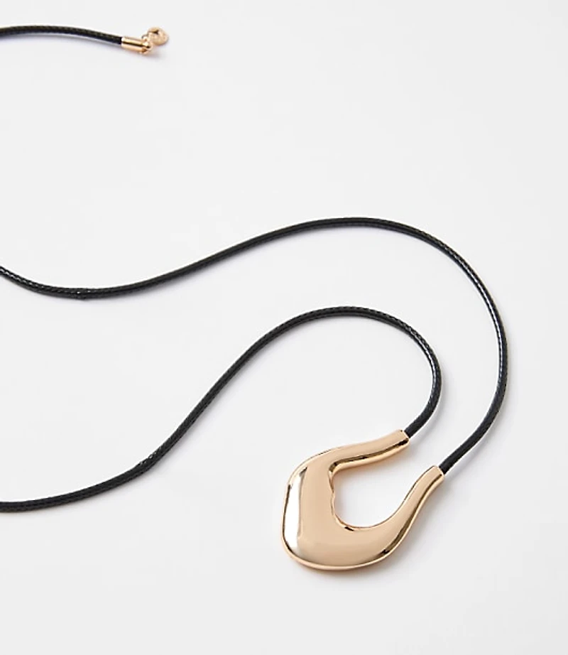 LOFT Versa Pendant Necklace