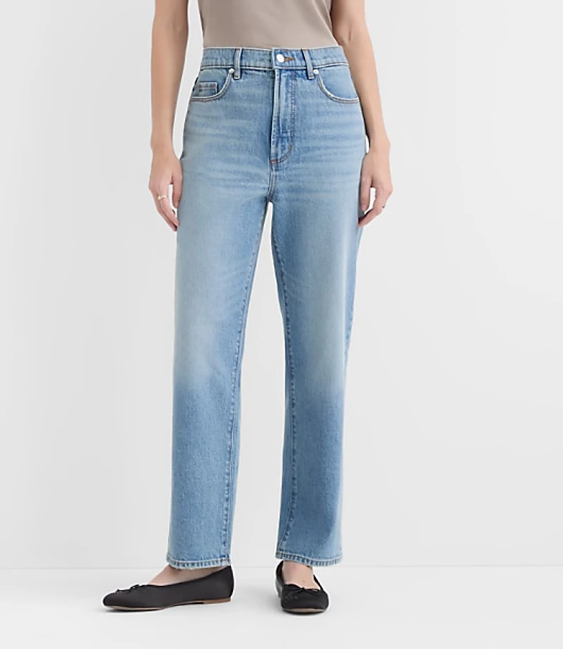 Rivete Short High Rise Straight Jeans Aura Wash