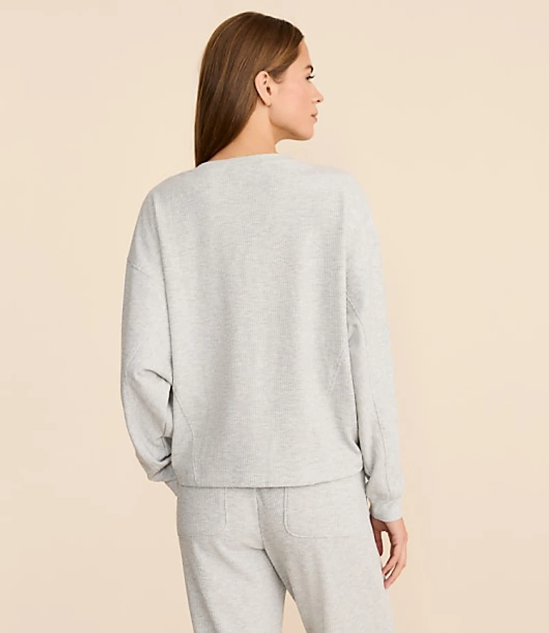 Lou & Grey Heathered Upstate Waffle V-Neck Top