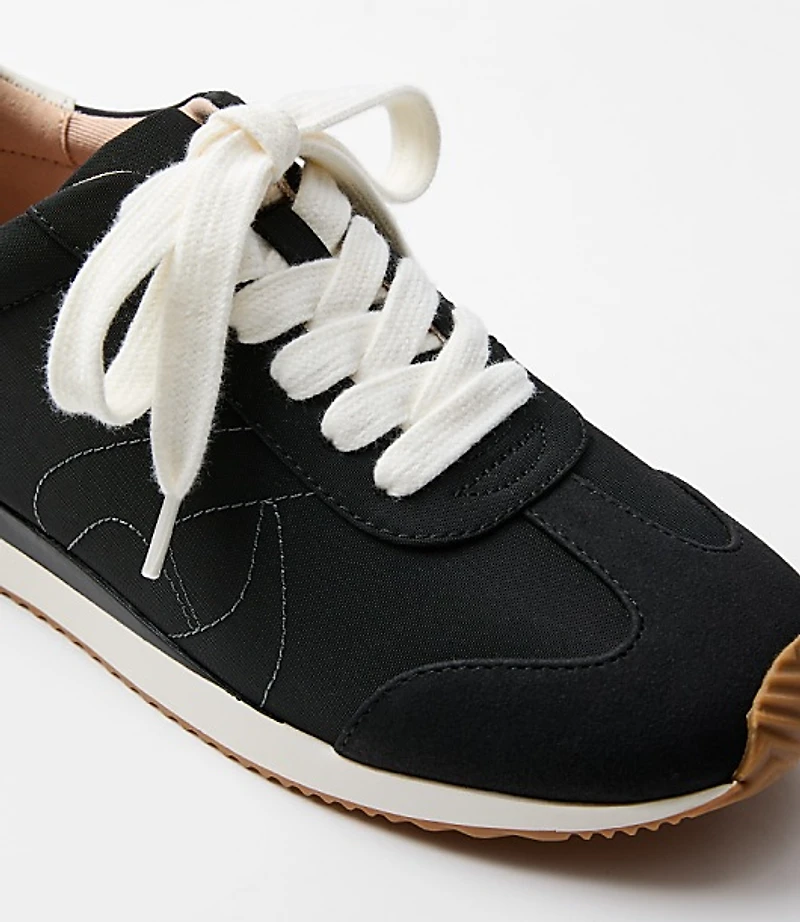 Lou & Grey Everyday Sneakers