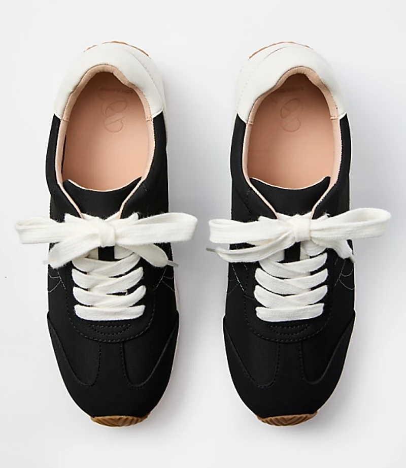 Lou & Grey Everyday Sneakers