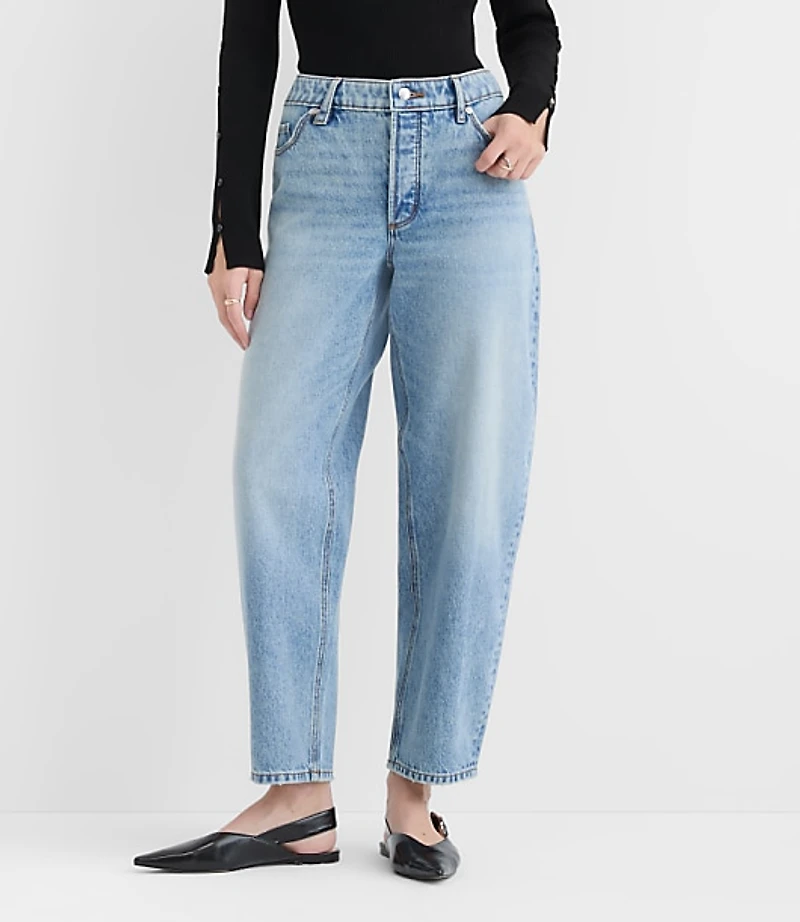 Rivete Mid Rise Barrel Jeans Aura Wash